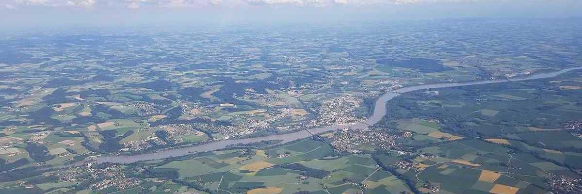 Flugwegposition um 15:39:55: Aufgenommen in der Nähe von Passau, Deutschland in 1902 Meter
